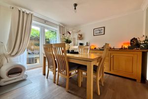 Dining Room- click for photo gallery
